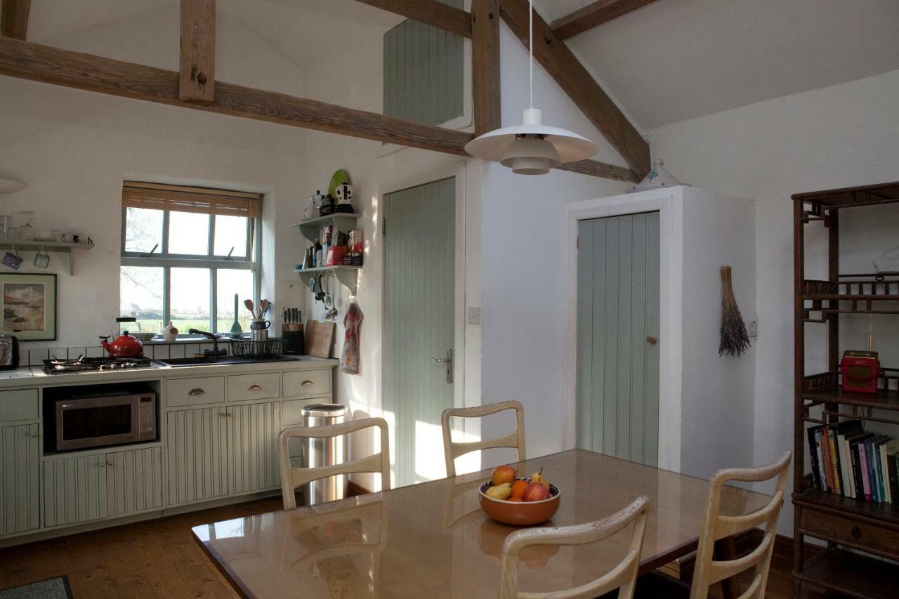 Charming Old Stables Clonakilty